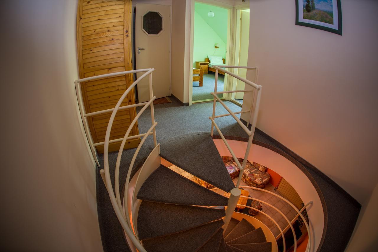 Aqua Line Apartmanház Hajdúszoboszló Esterno foto