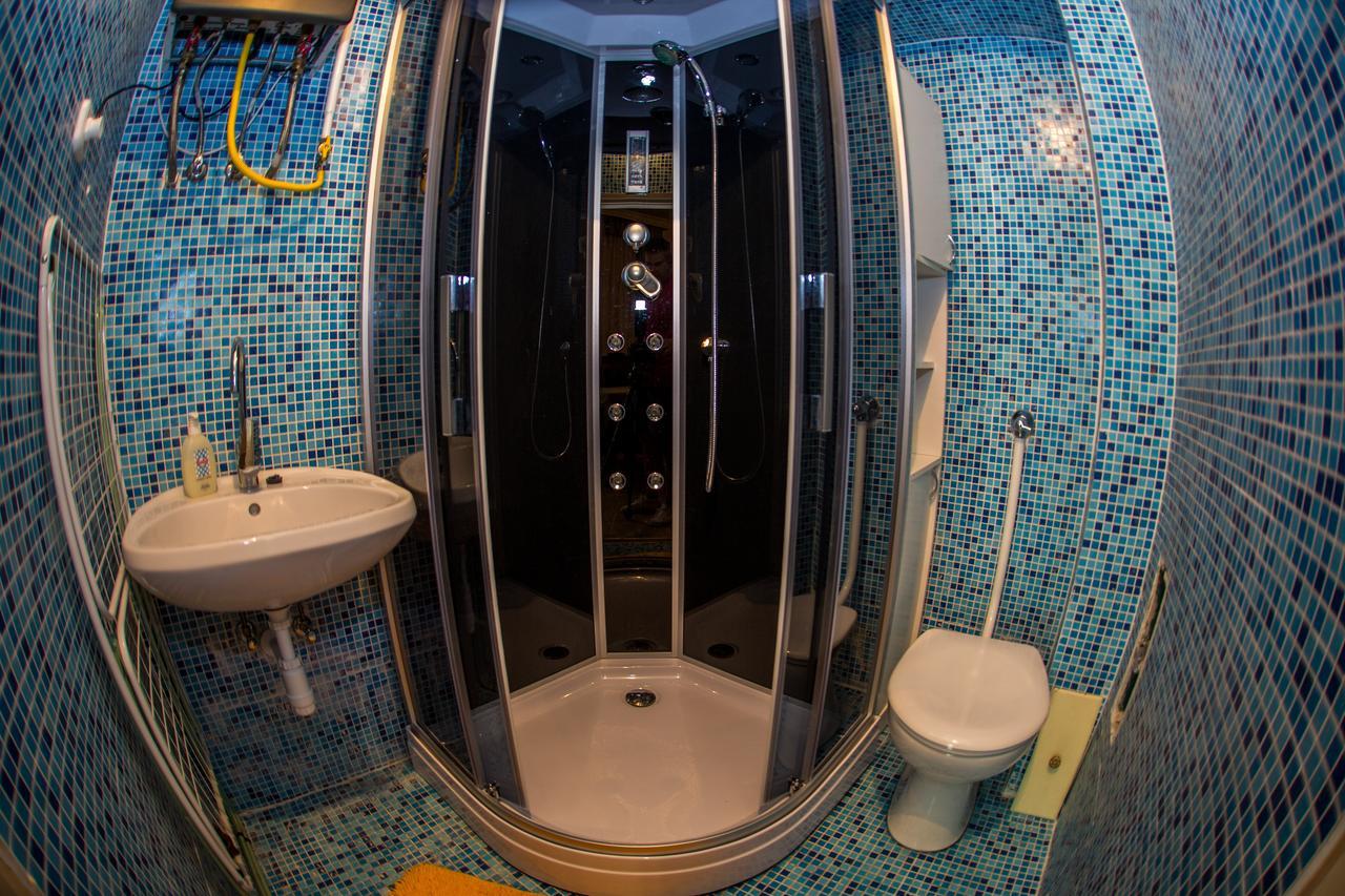Aqua Line Apartmanház Hajdúszoboszló Esterno foto