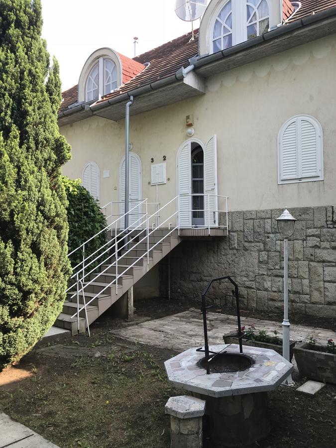 Aqua Line Apartmanház Hajdúszoboszló Esterno foto