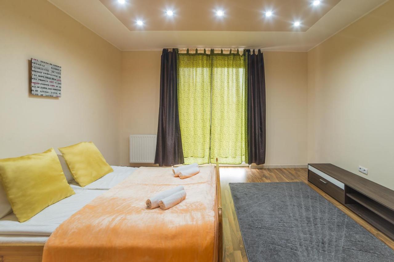 Aqua Line Apartmanház Hajdúszoboszló Esterno foto